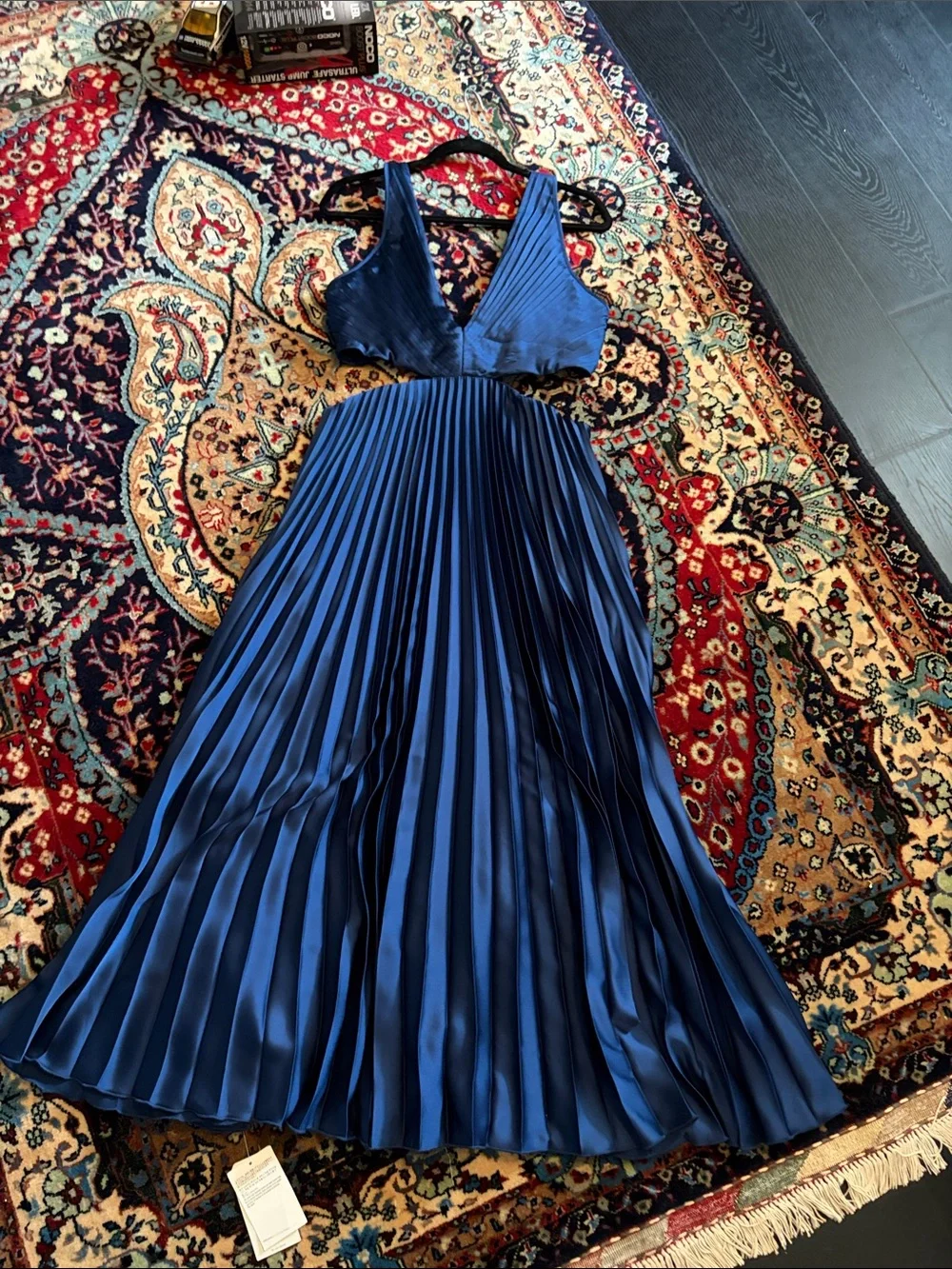 Abercrombie & Fitch A&F Satin V Neck Pleated Cut Out Maxi Dress Navy Blue large